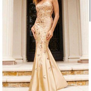 Faviana Prom Dress